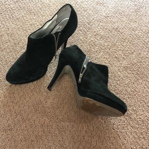 Jessica Simpson high healed bootie size 8